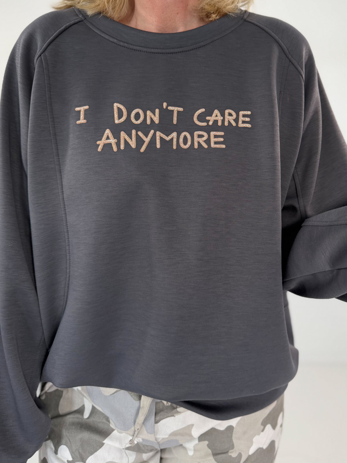 Sweater I Don´t Care Anymore - anthrazit