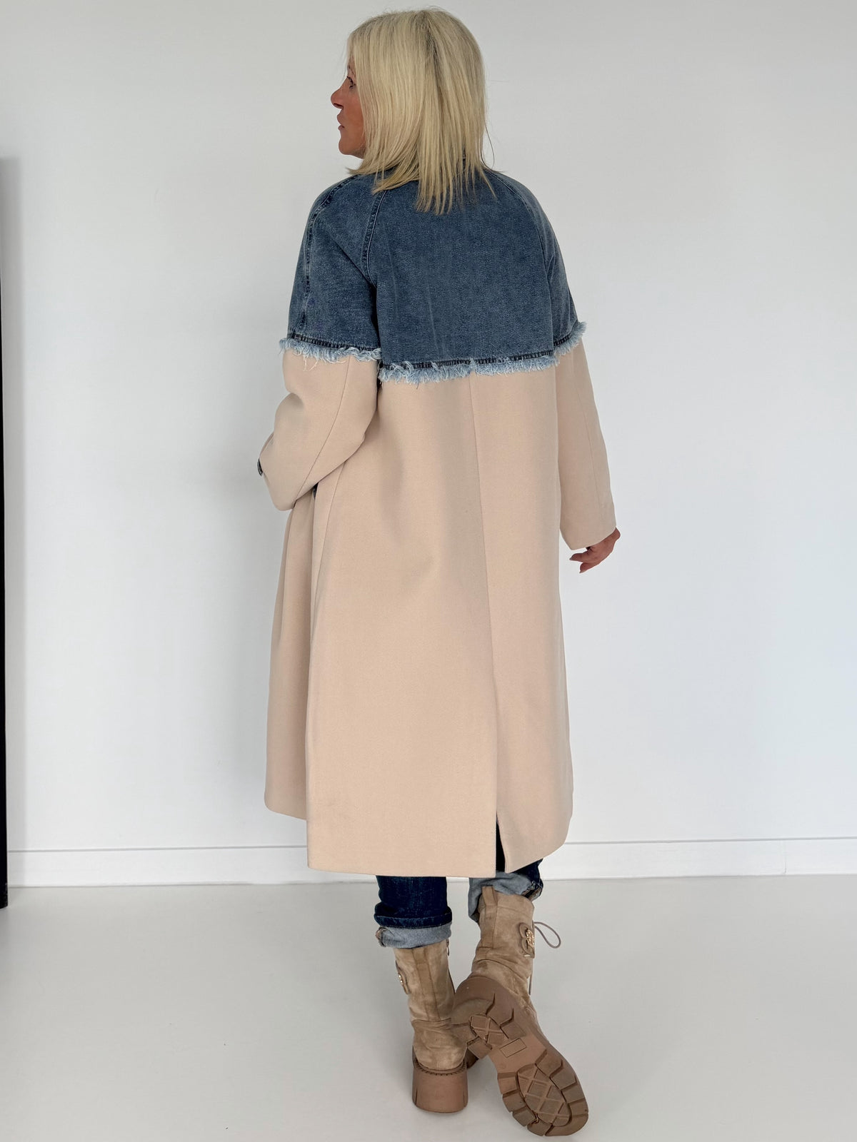 Mantel mit Denim-Einsätzen - denim-beige