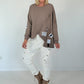 Sweater mit asymmetrischem Schnitt und Patches - taupe