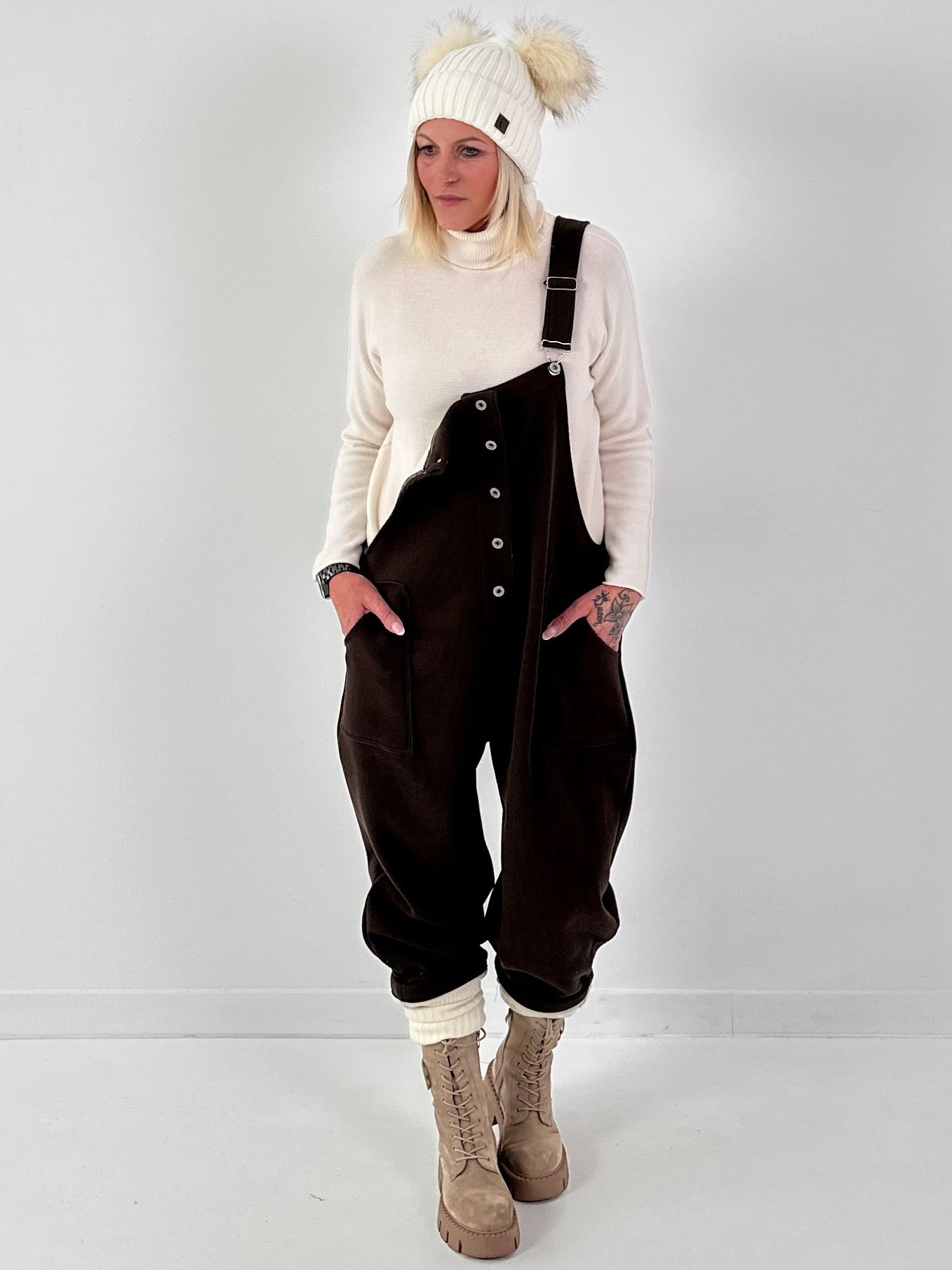 Turtleneck sweater model "Pure Comfort" - ecru (available from approx. 06.10.25)