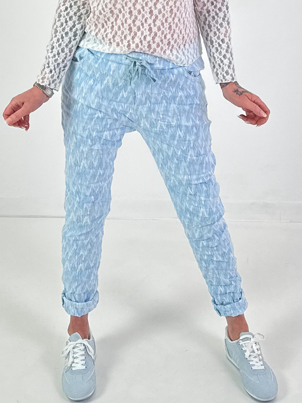 Hose mit Muster - hellblau