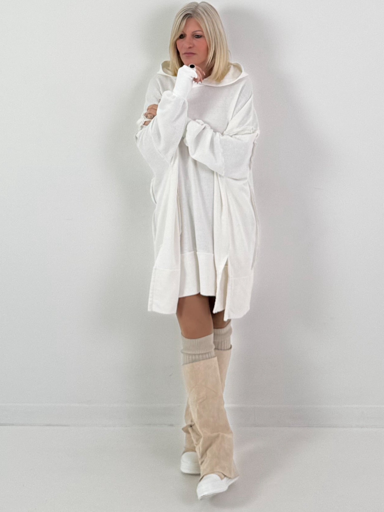 Oversized hoodie model "Rockwave" - ​​​​wit