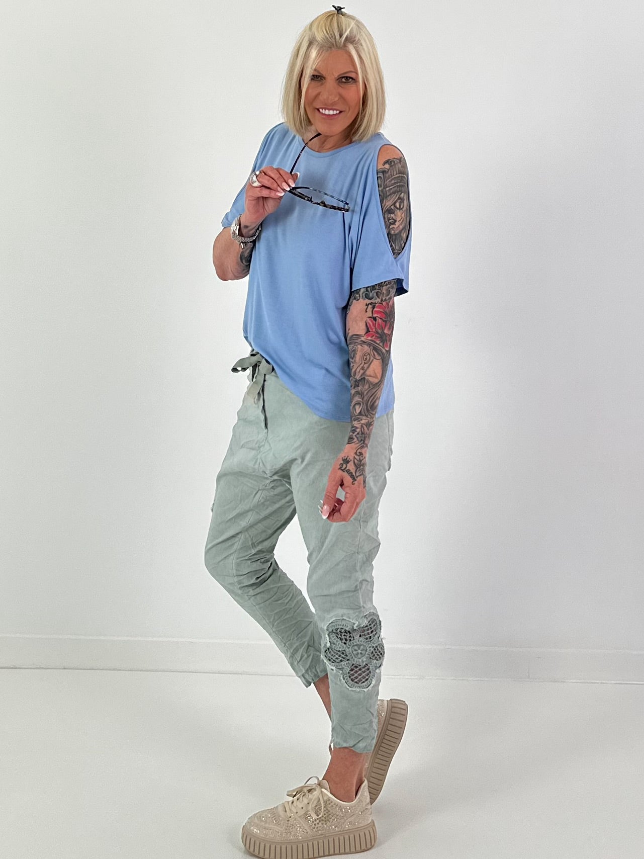 T-Shirt with cut-outs - light blue