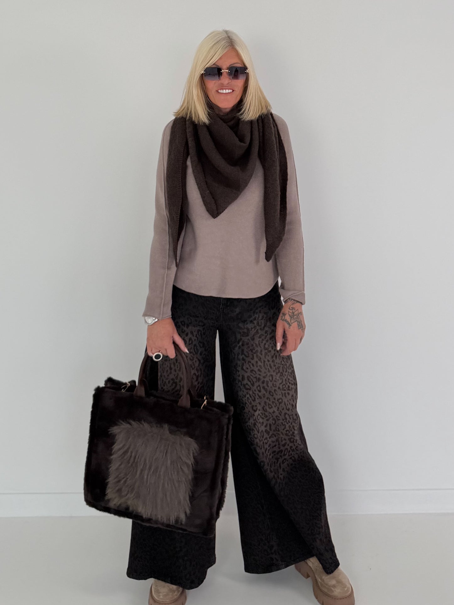 Weicher Basic Pullover - taupe