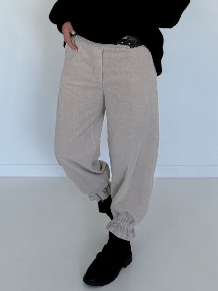 Cord-Pumphose mit Gürtel - beige