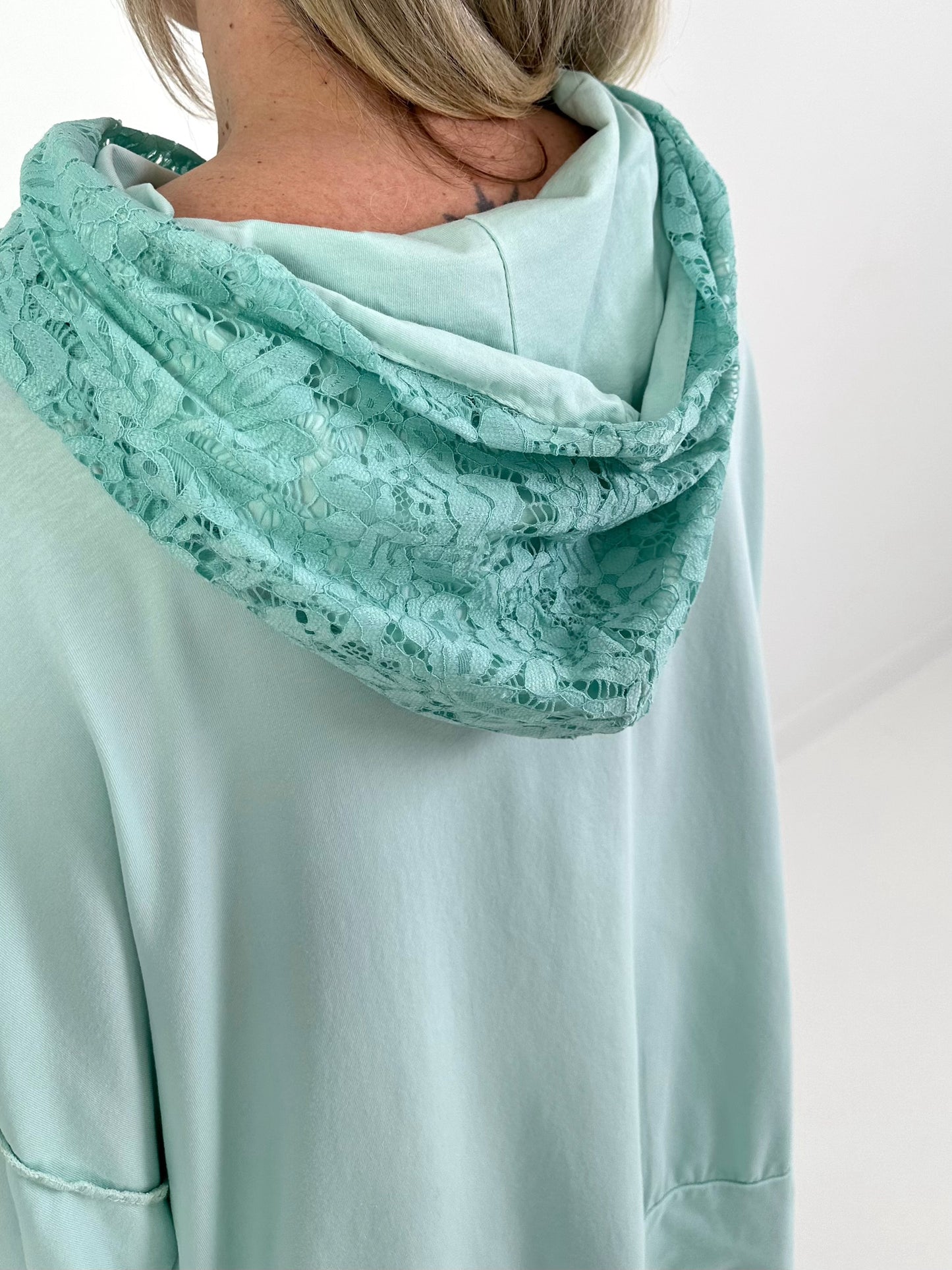 Oversized hoodie with lace hood - mint
