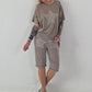 T-Shirt mit Häkelstern-Nieten-Cut-Outs - taupe