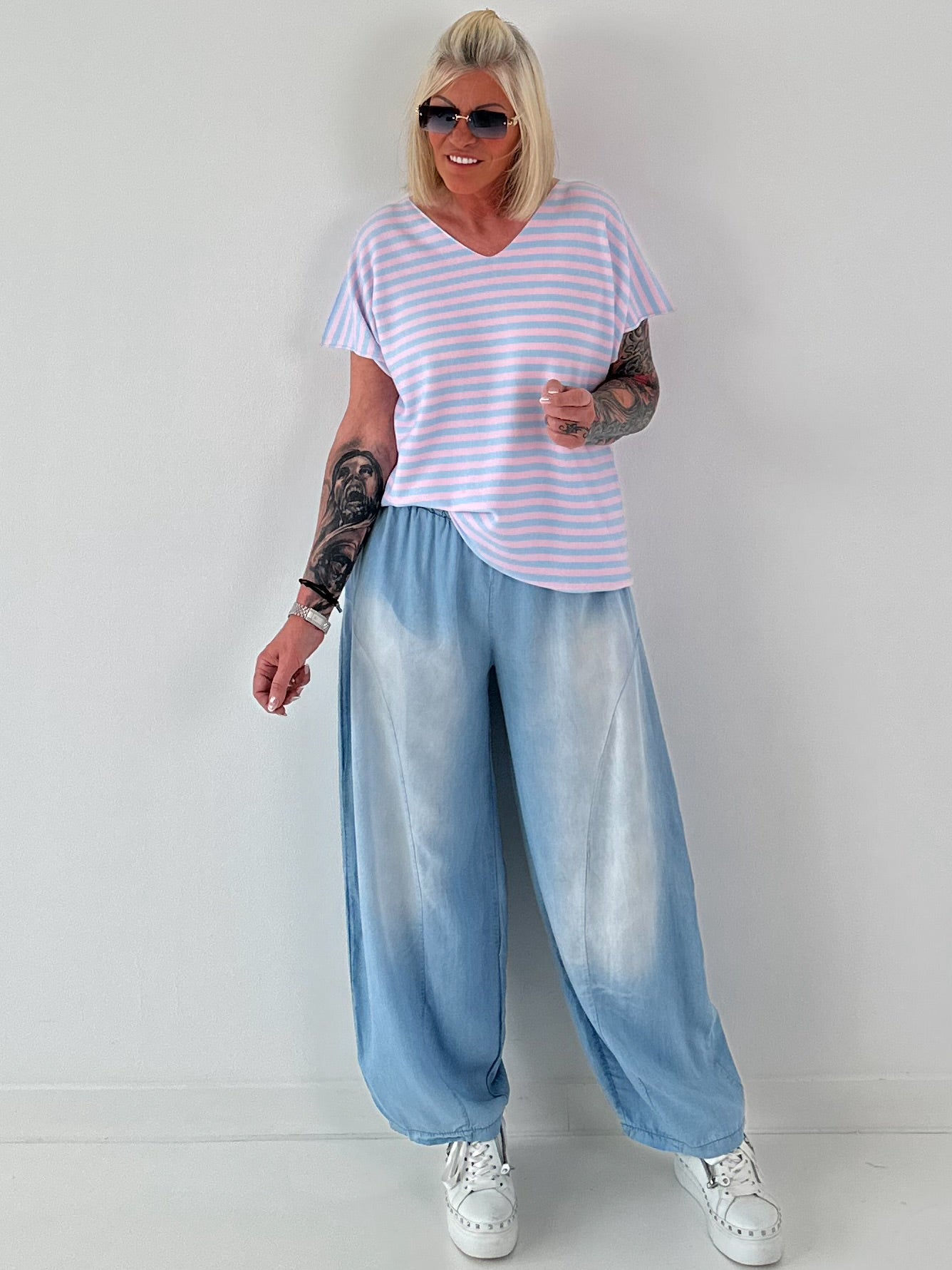 Gestreiftes Feinstrick Shirt - hellblau-rosa