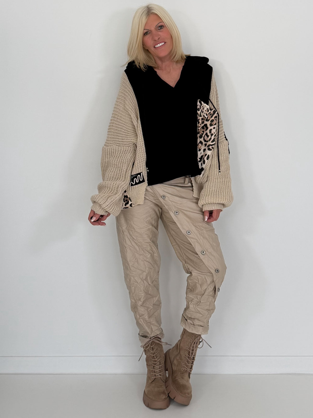 Oversized grofgebreide hoodie met sweat-inzetstuk - zwart-beige