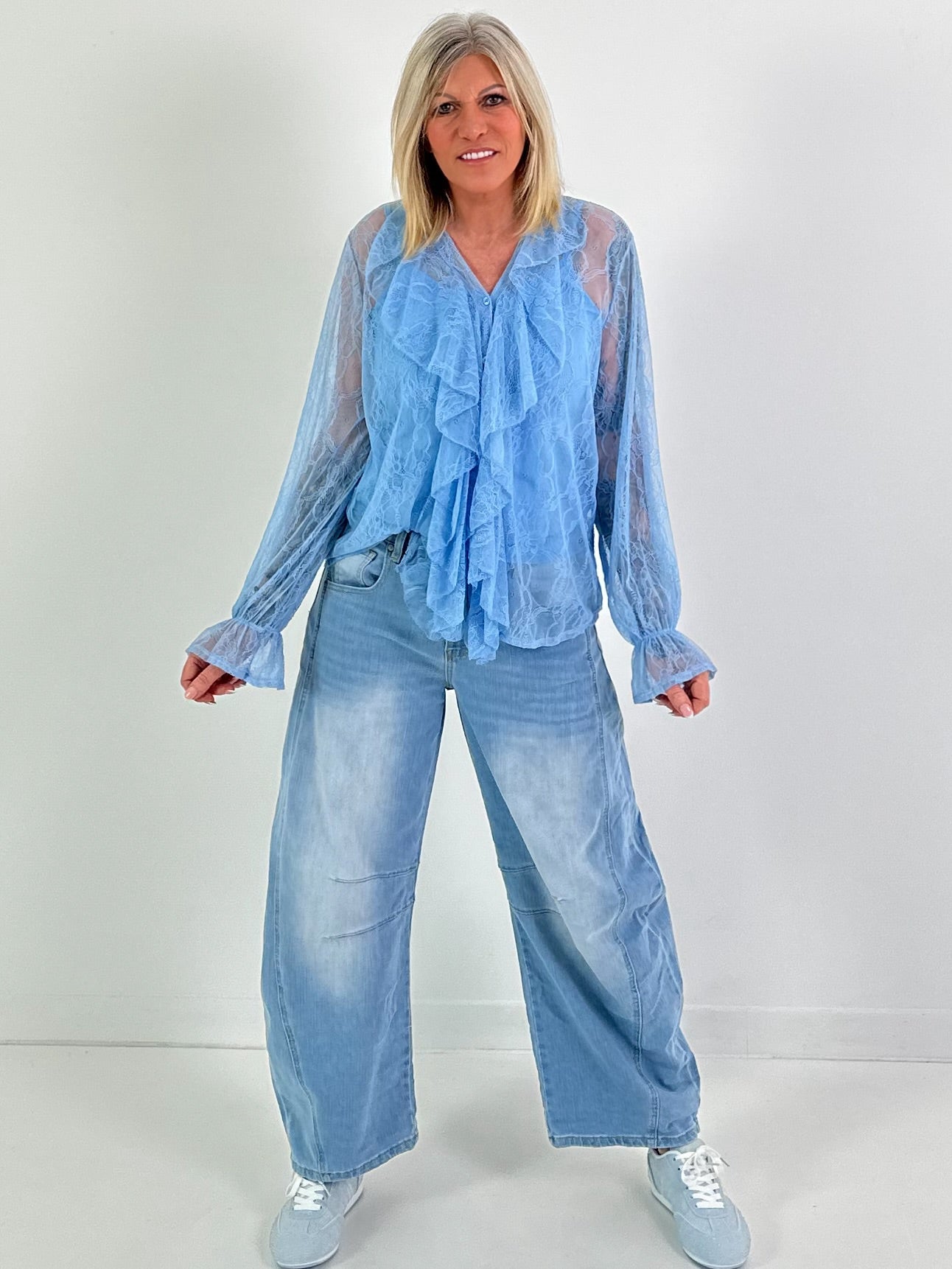 Spitzenbluse mit Top - hellblau