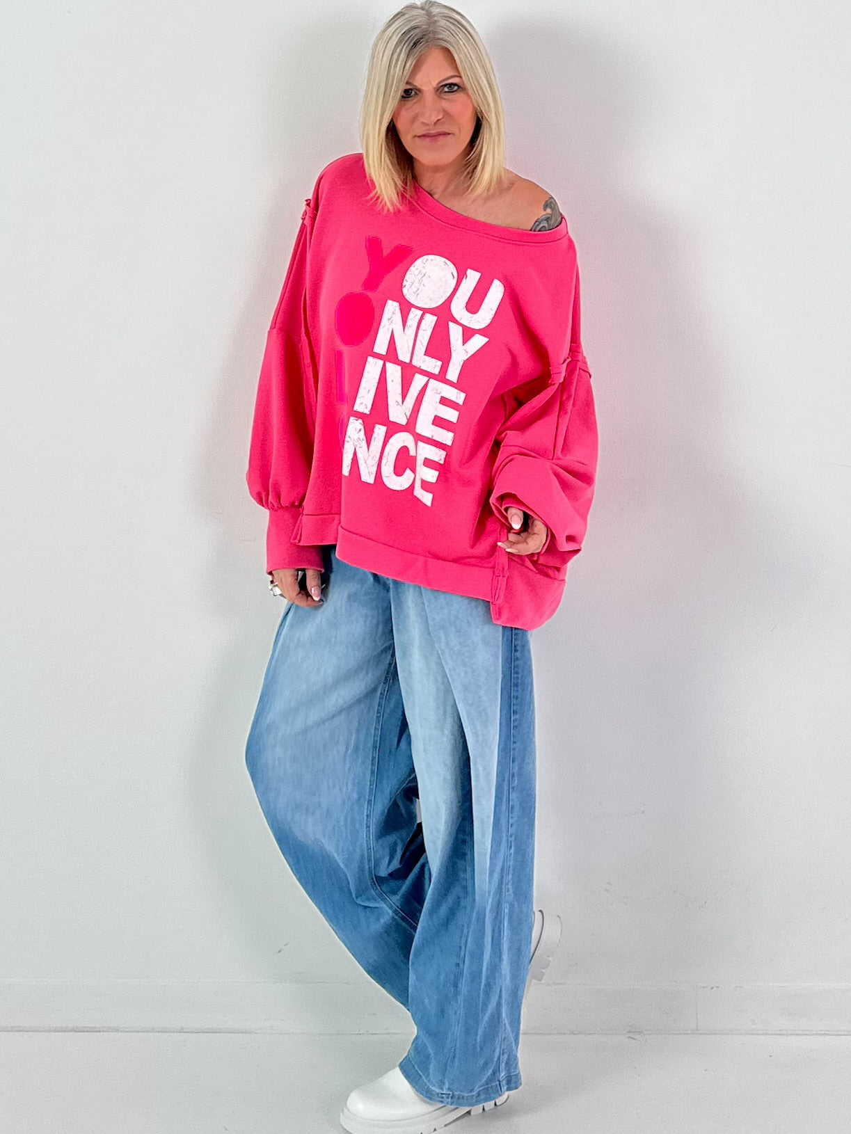 Sweatshirt Modell "YOLO" - pink