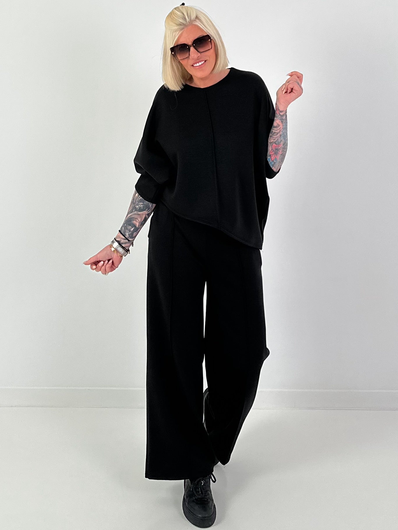 Zweiteiler mit asymmetrischem Shirt - schwarz