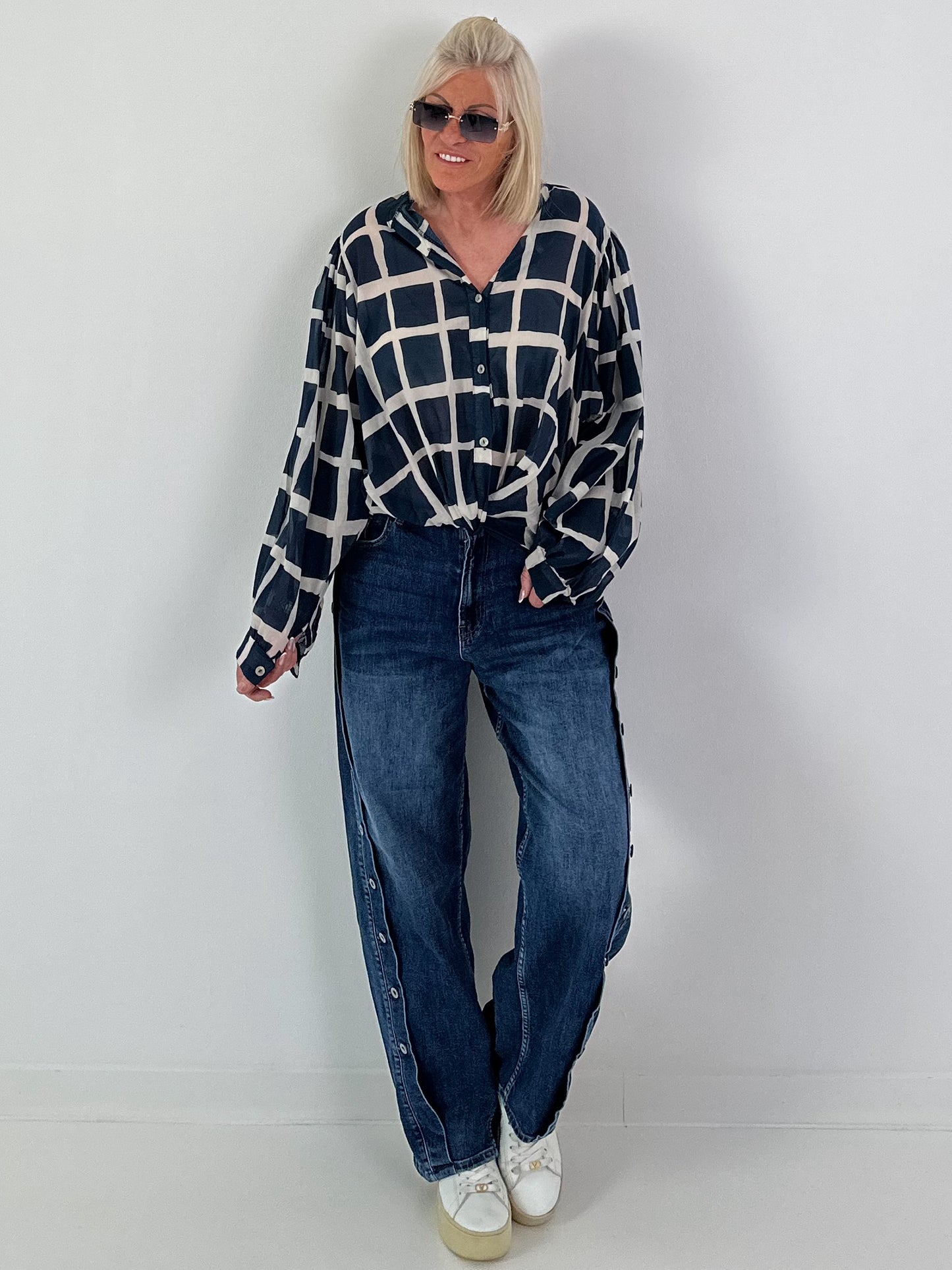 Lightweight blouse with graphic pattern - night blue - beige