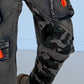 Baggy-Jeans in Used-Optik mit Camouflage-Applikationen - used-denim