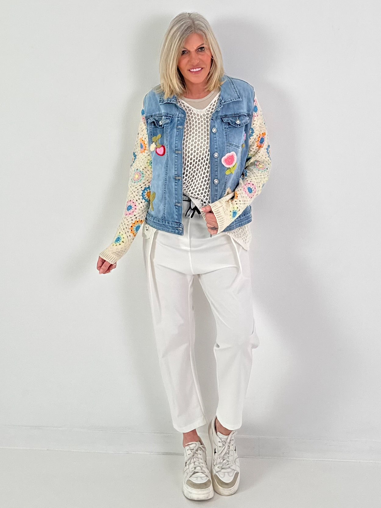 Denim jacket with crocheted sleeves - denim