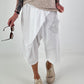 Kurze Leinen Baggy mit Überwurf und Paillettendetails - weiss