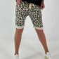 Kurze Hose im Leo Look- gelb