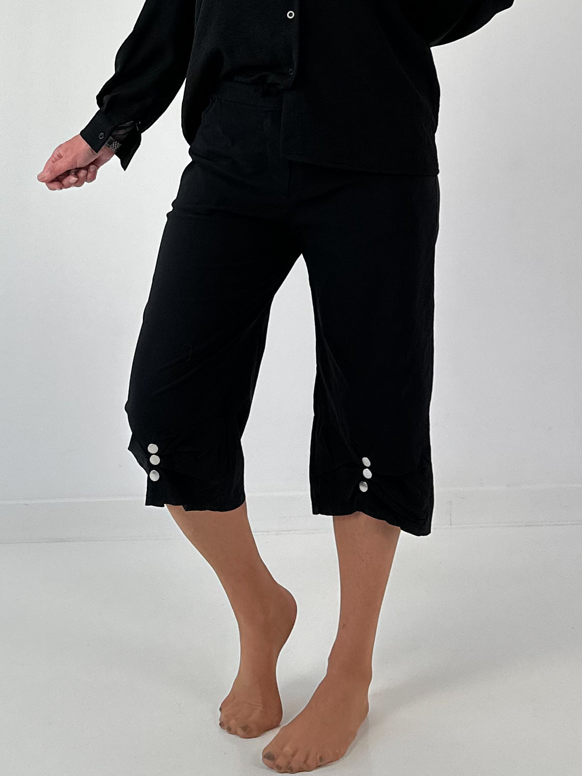 Hose mit Druckknöpfen Details - schwarz