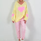 Oversized Pullover Modell "Heart Flair" - gelb