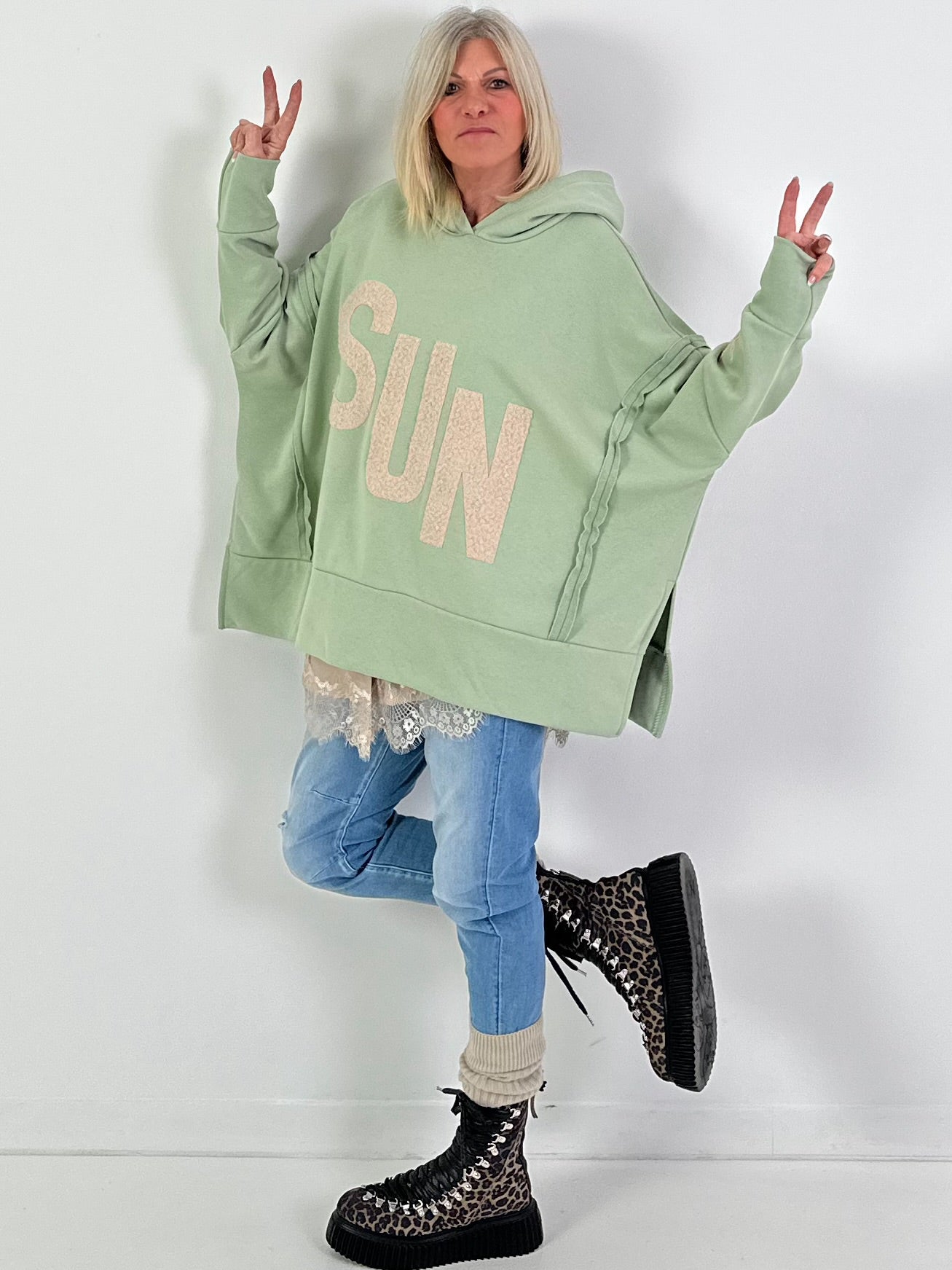 Oversized hoodie model "SUN" - sage
