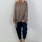 Oversized Shirt mit Statement Spruch auf dem Rücken - taupe