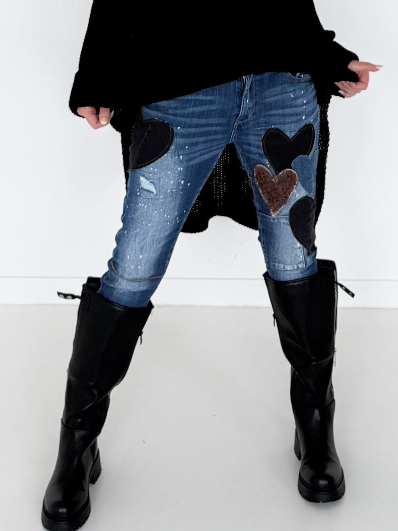Jeans mit Herz-Patches - denim
