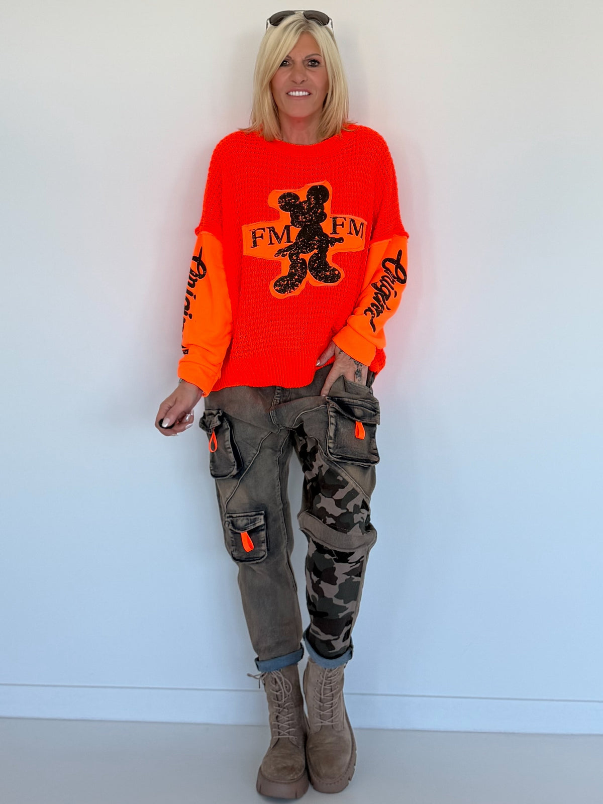 Grobstrickpullover mit Sweatärmeln - neonorange