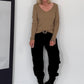 Geribbeld T-shirt met gerafelde V-hals - camel
