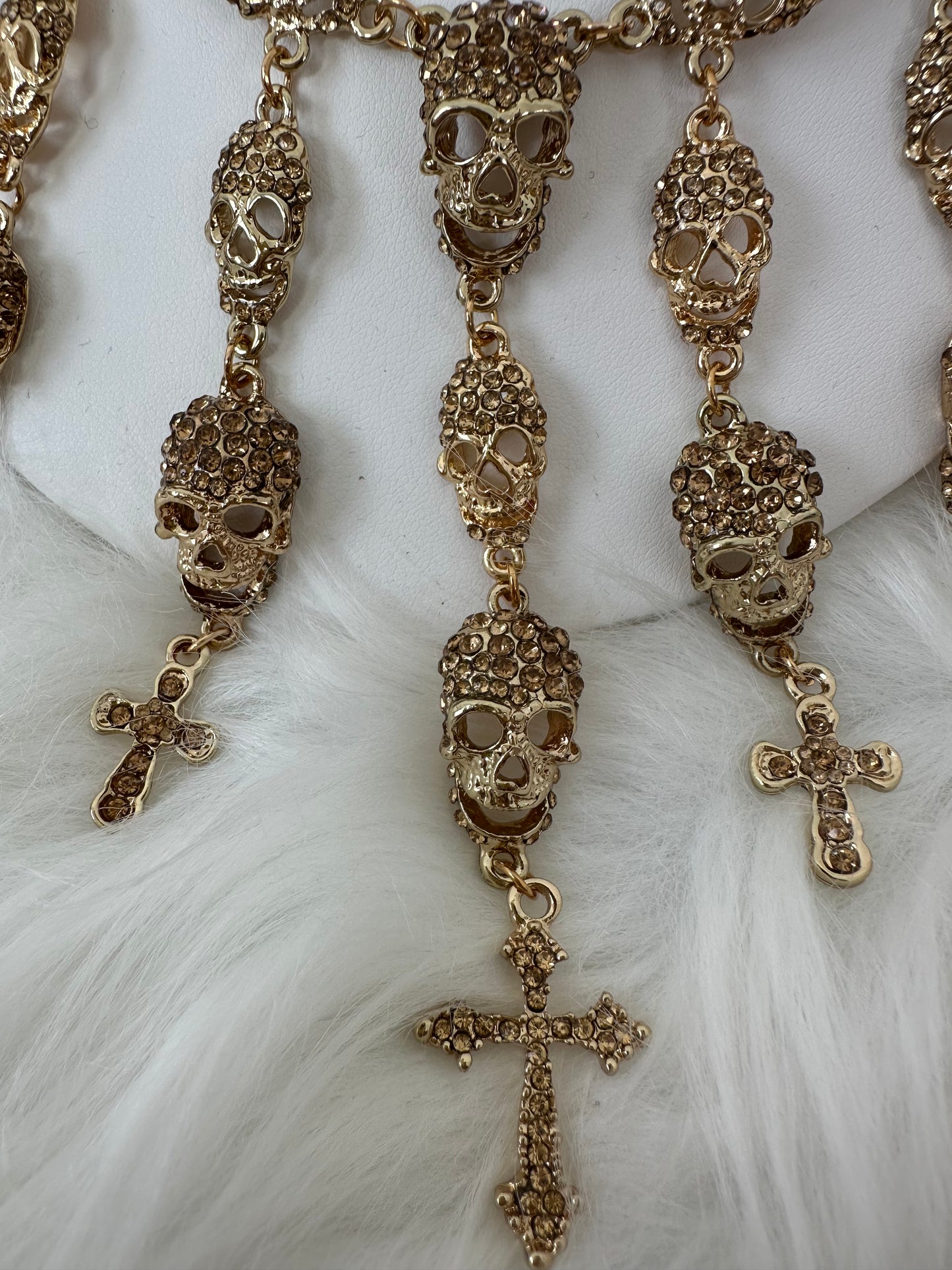 Necklace model "Sacred Vice"