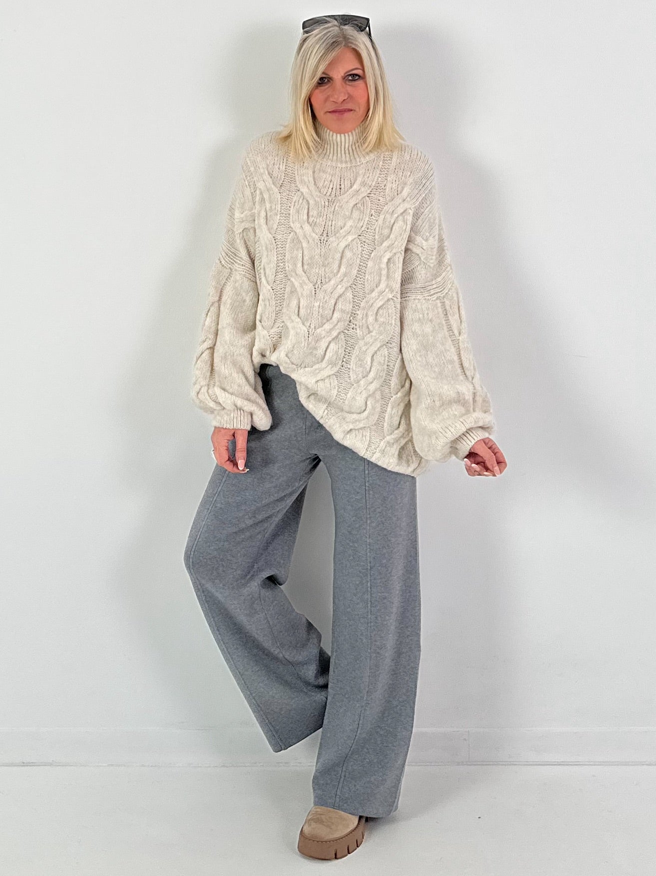 Knitted trousers model “Weave&amp;Wear” - grey