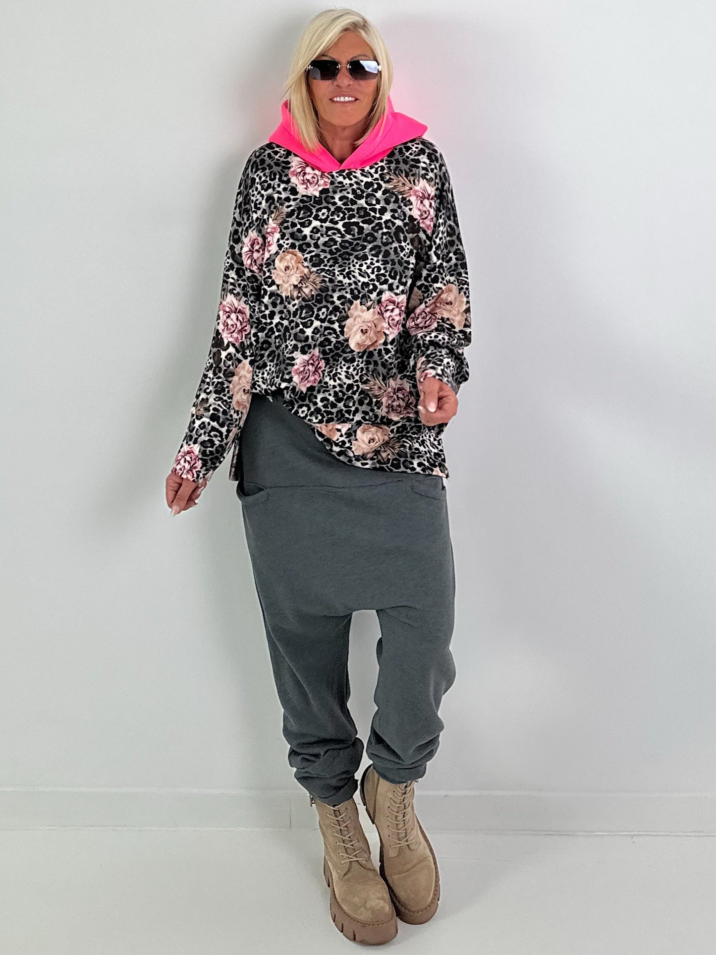 Hoodie mit Neonkapuze und Print - anthrazit-mehrfarbig