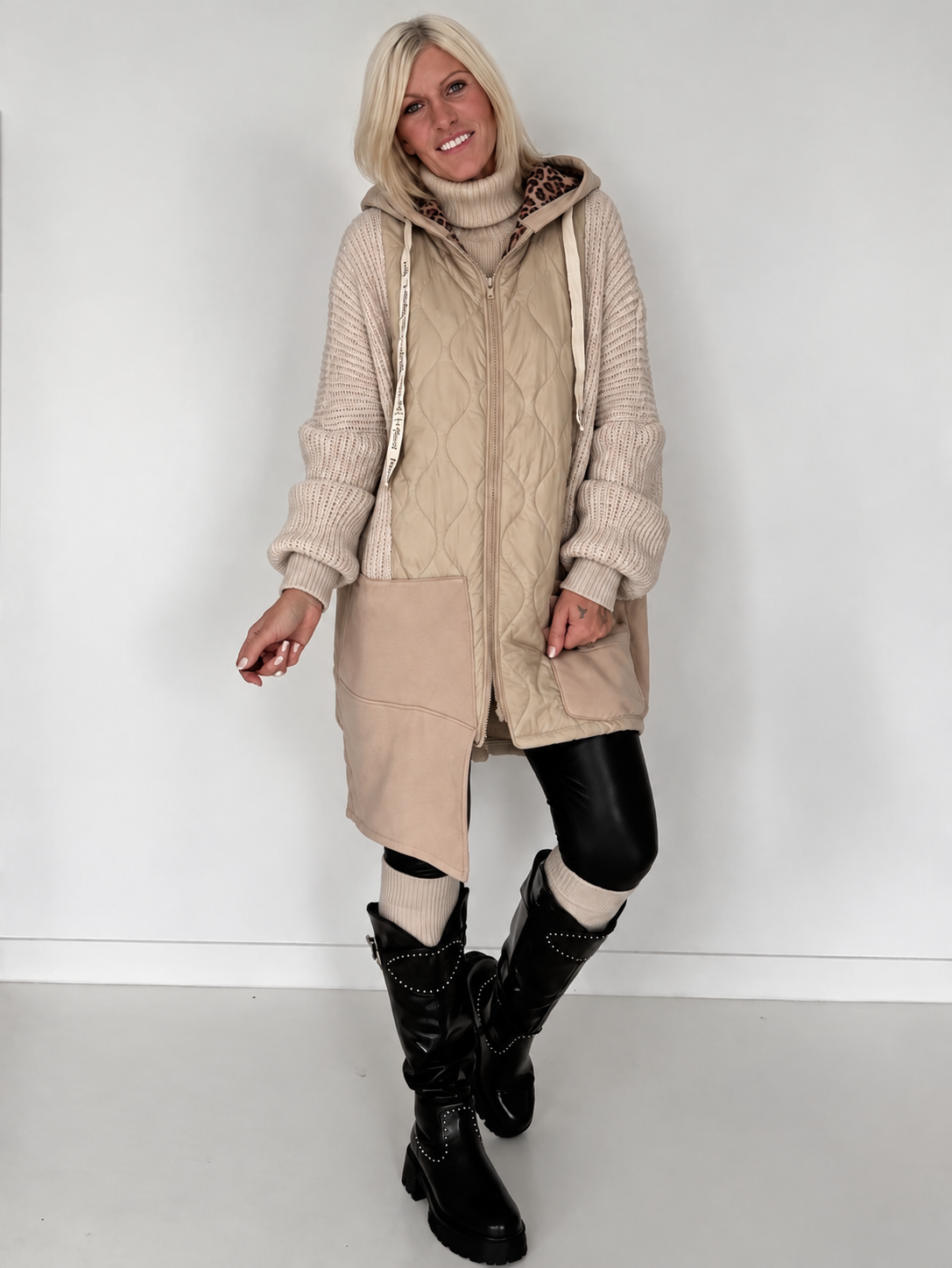 Oversized Jacke im Materialmix - beige