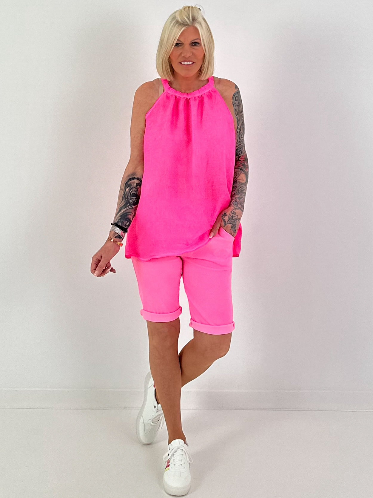 Light top - neon pink