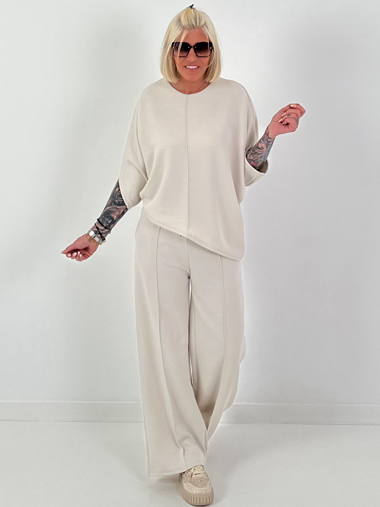 Two-piece set with asymmetrical shirt - beige