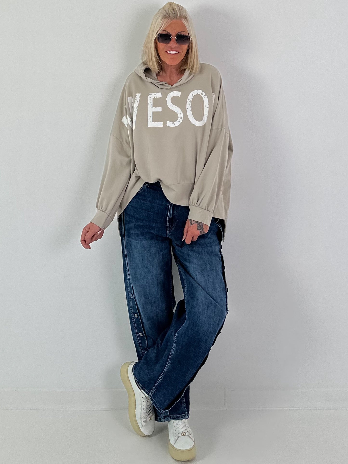 Oversized Hoodie Awesome - beige
