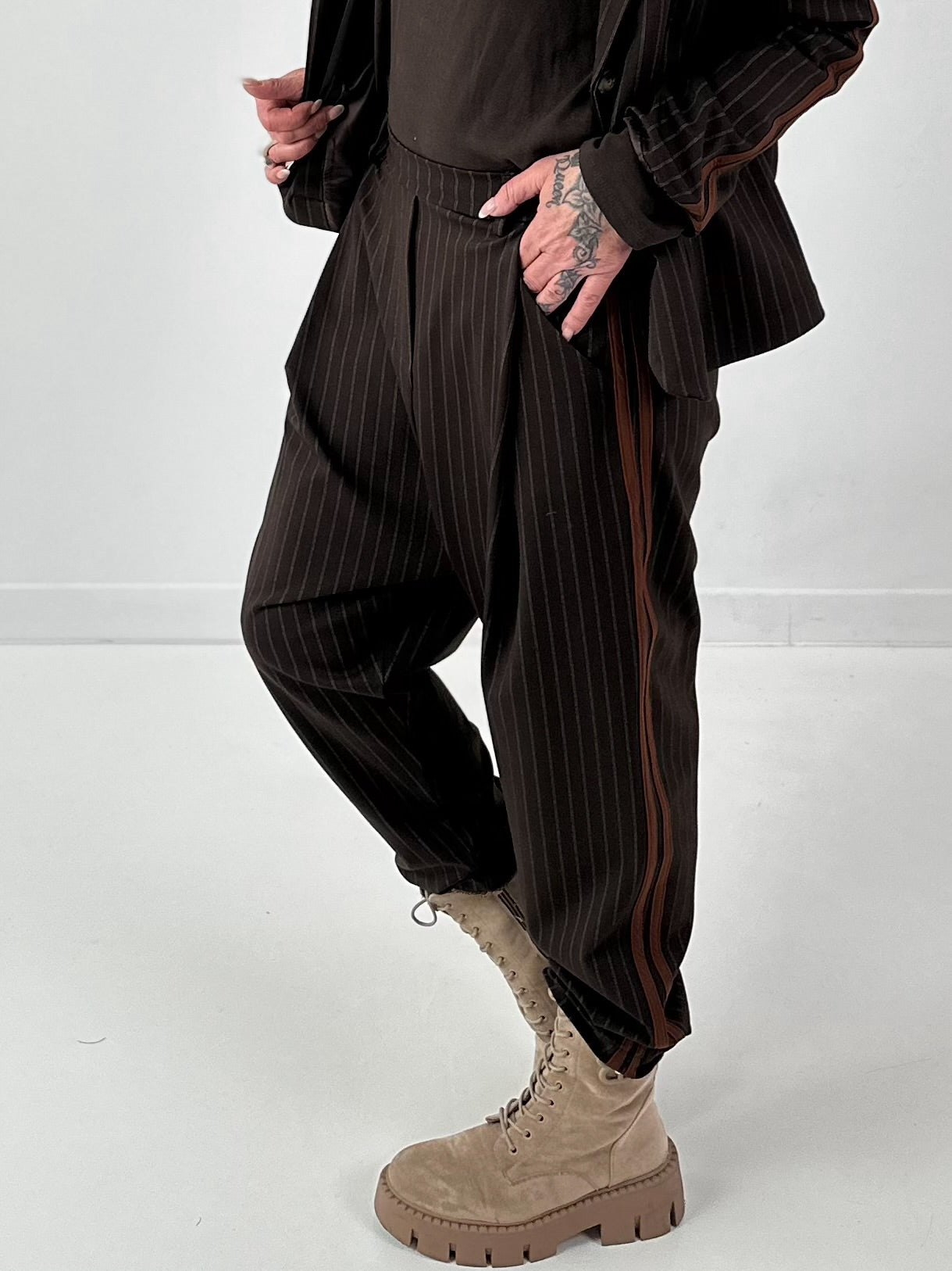 Trousers model "Office Out" - chocolate