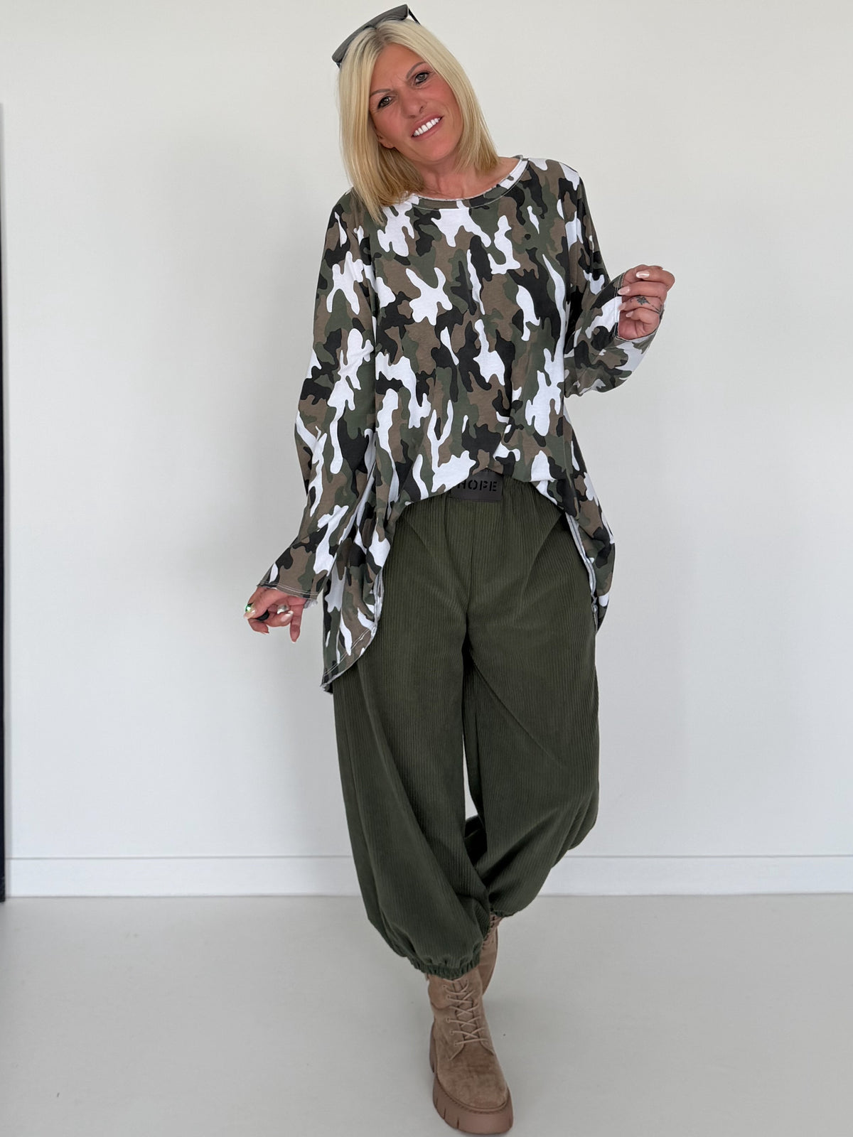 Shirt in all-over camouflage look - white-multicolored