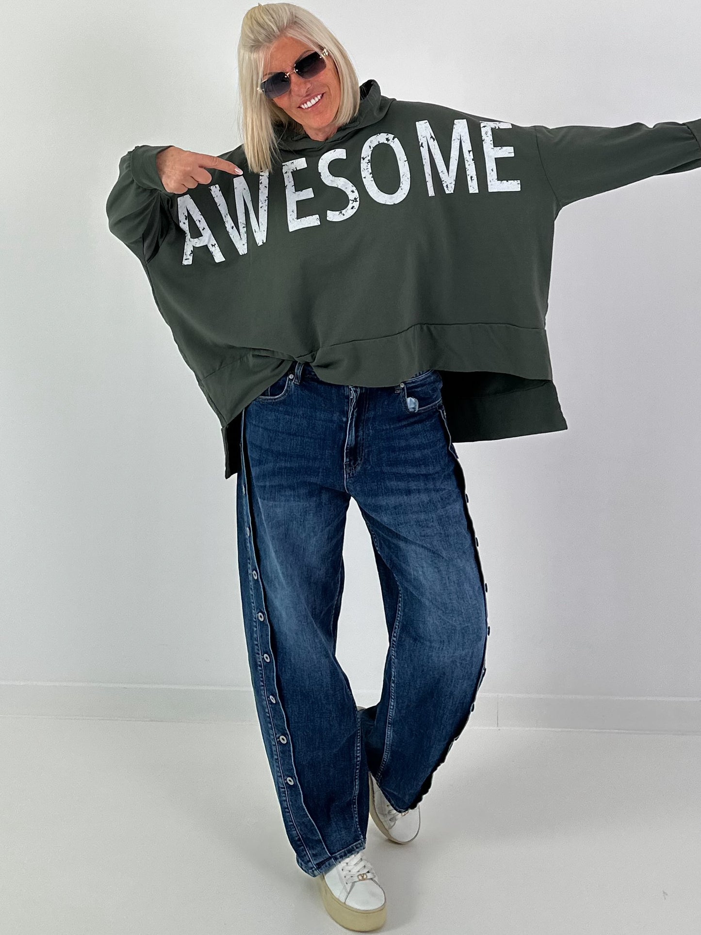 Jeans with vertical button placket - denim