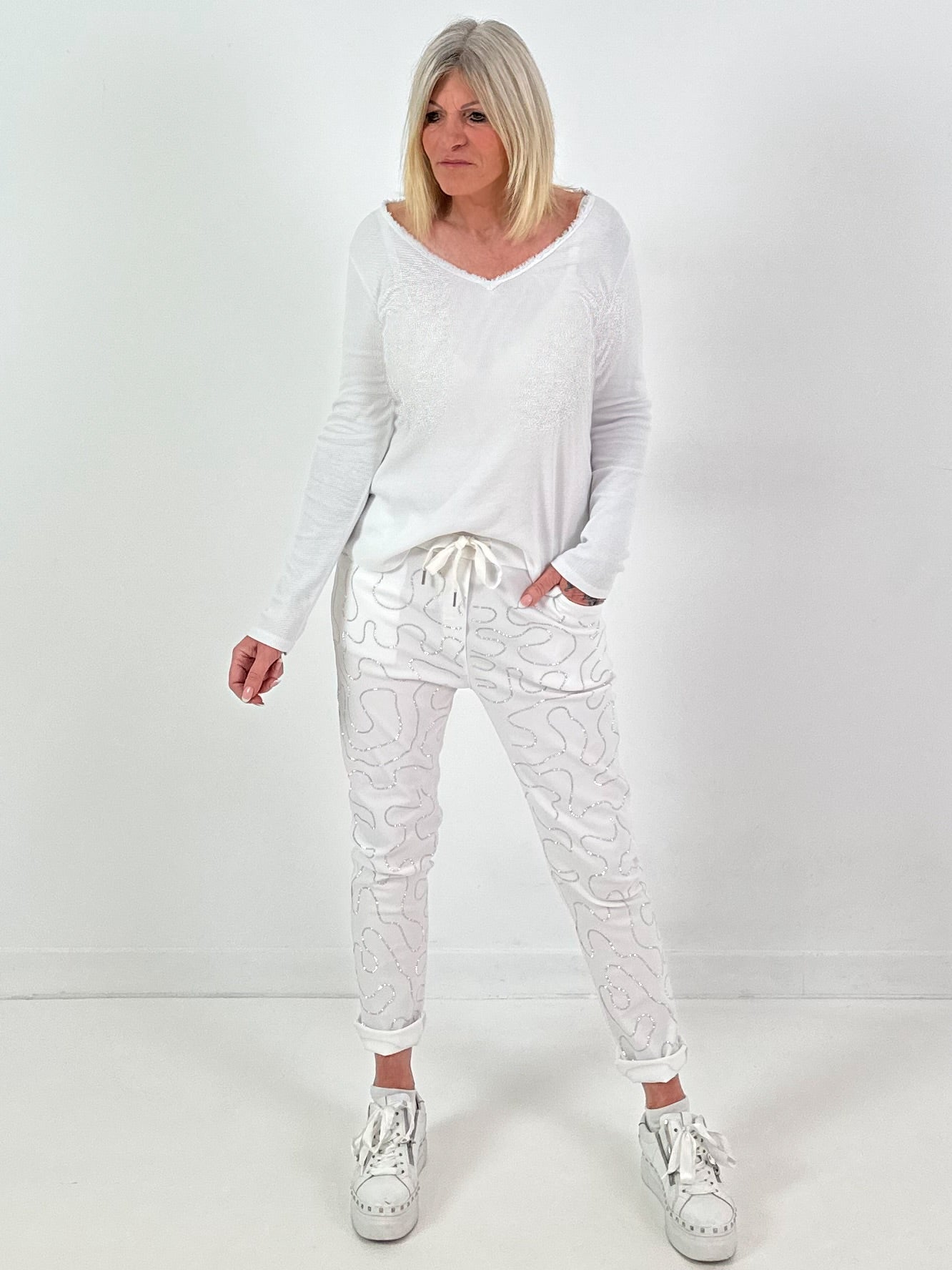 Ripp -Shirt Modell "Sweet Fringe Vibes" - weiss