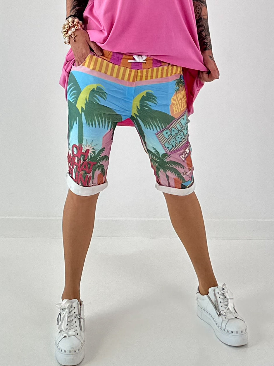 Short met all-over print - turquoise-roze-meerkleurig