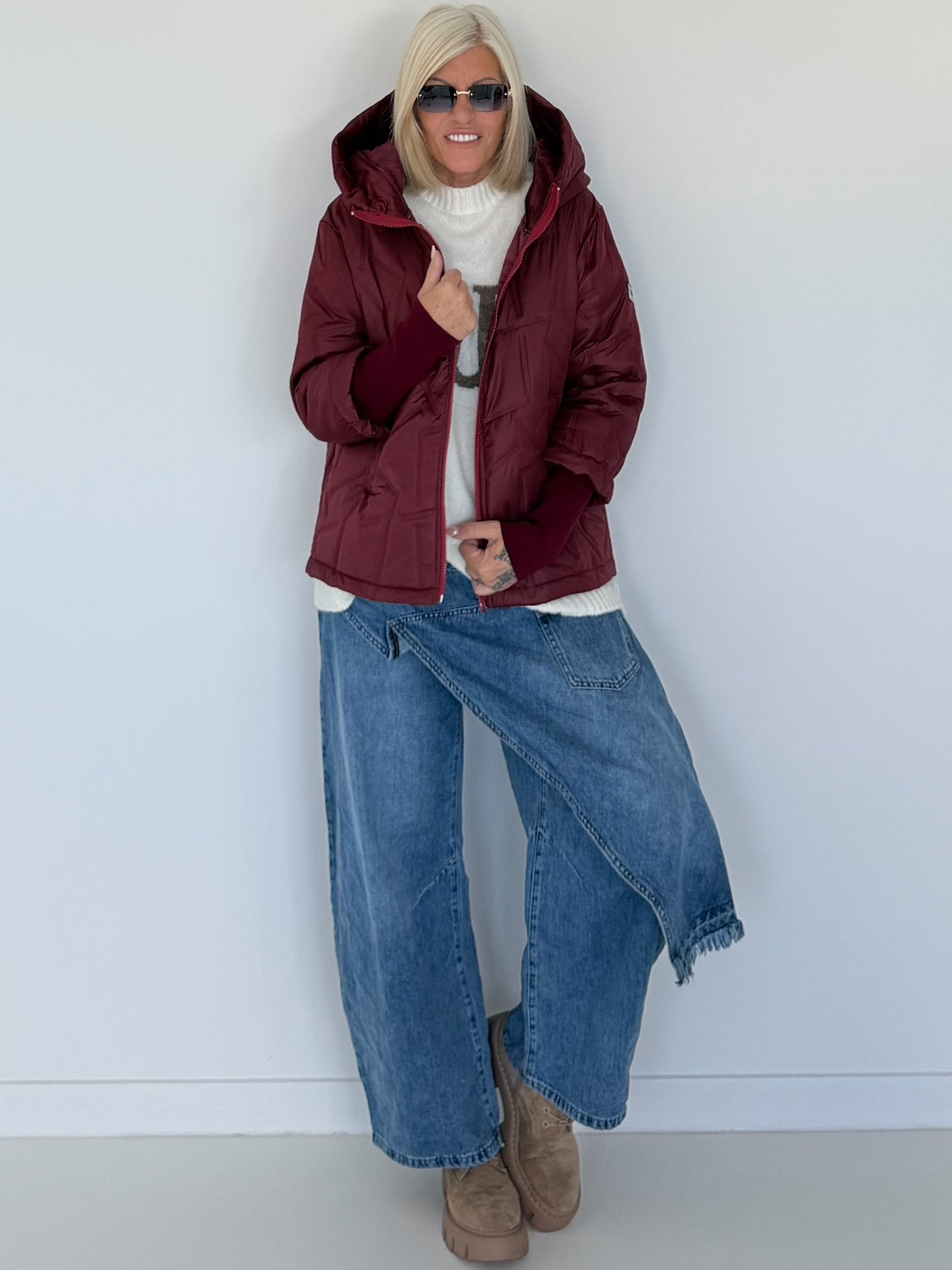 Jacke mit Strickarm und Kapuze - bordeaux
