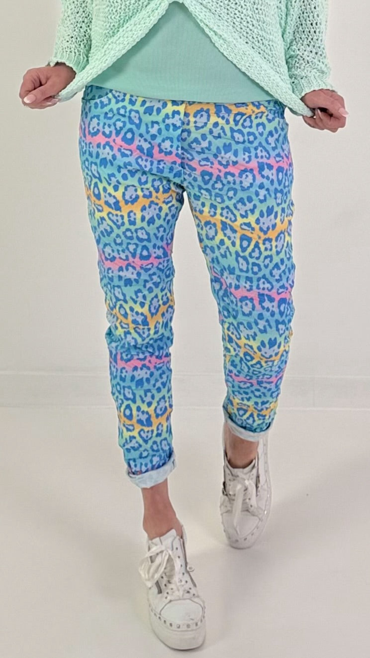 Hose mit Leo Print - blau-mehrfarbig