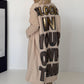 Oversized Bouclé Mantel mit großem Rückenprint - beige