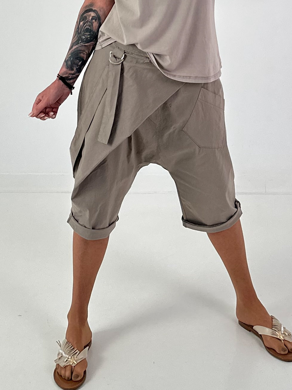 Short Baggy with Overlay - Taupe