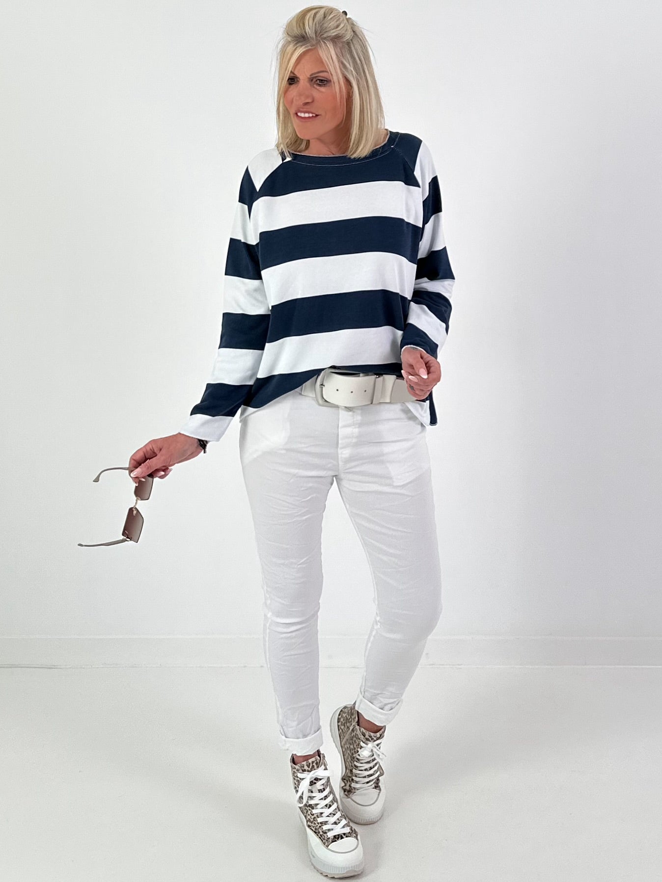 Block stripe sweater - dark blue-white