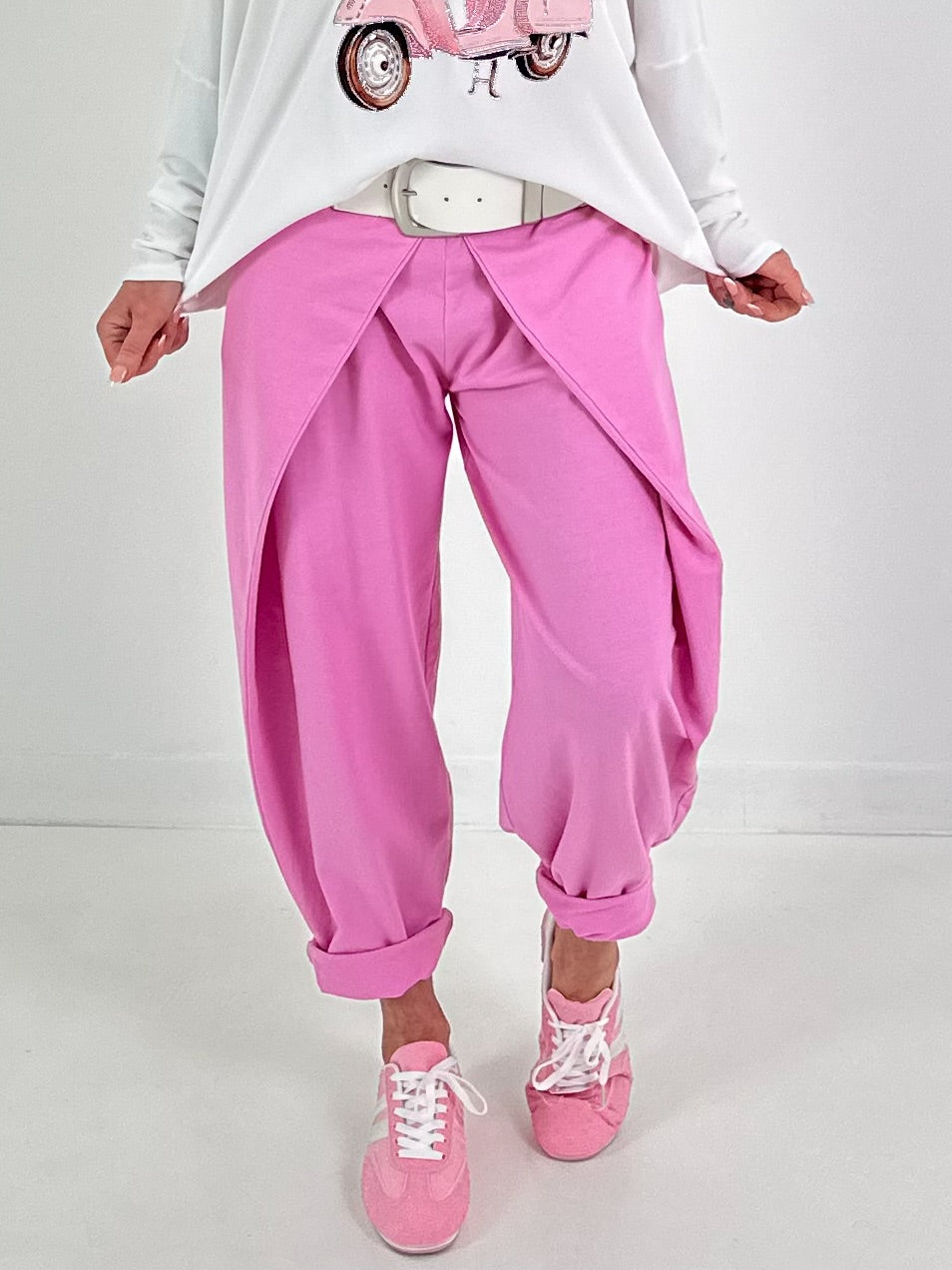 Lässige Hose mit Überwurf - candy