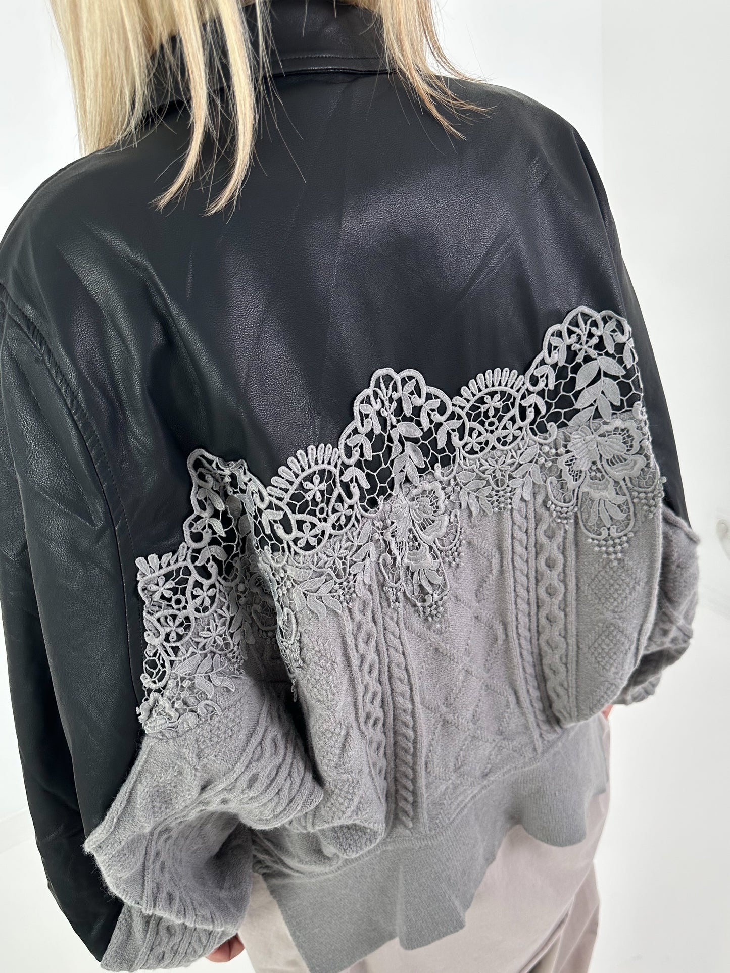 1 Jacke 2 Looks - schwarz-grau