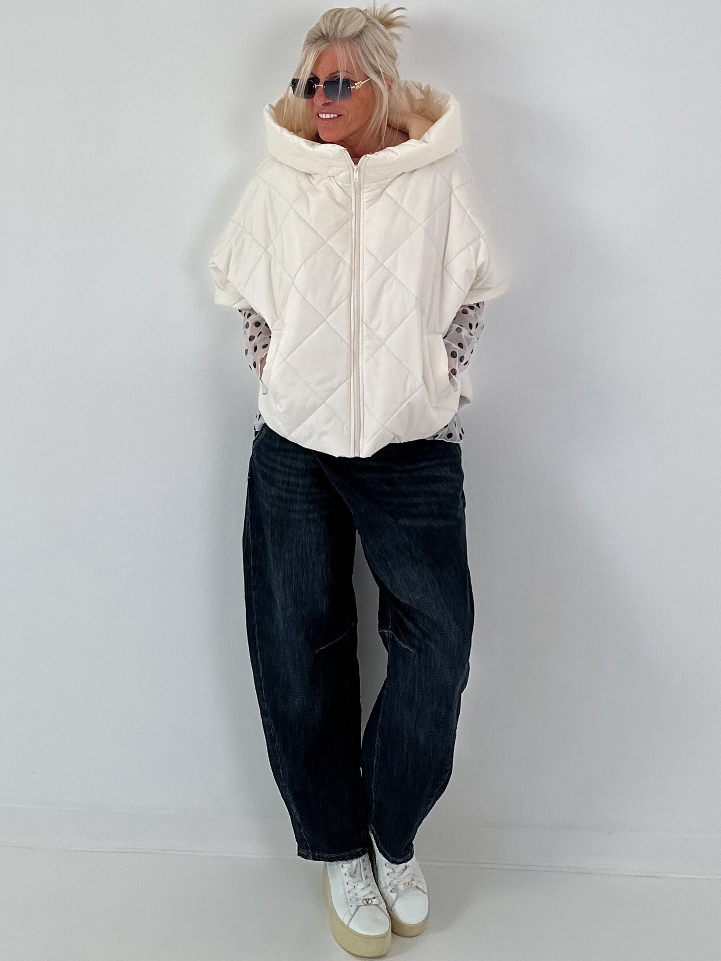 Jacket with XL collar and hood - cream