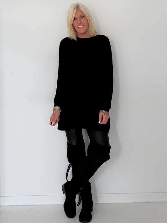 Long sweater - black
