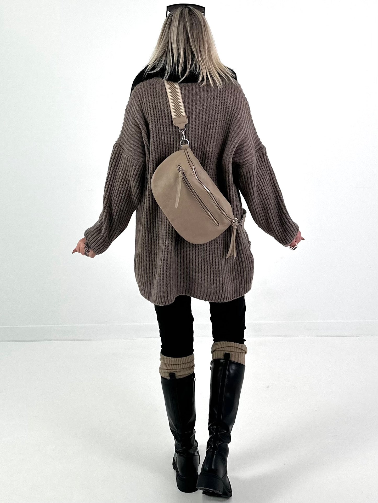 Crossbody bag in leather look, model "The Edit Bag" - taupe